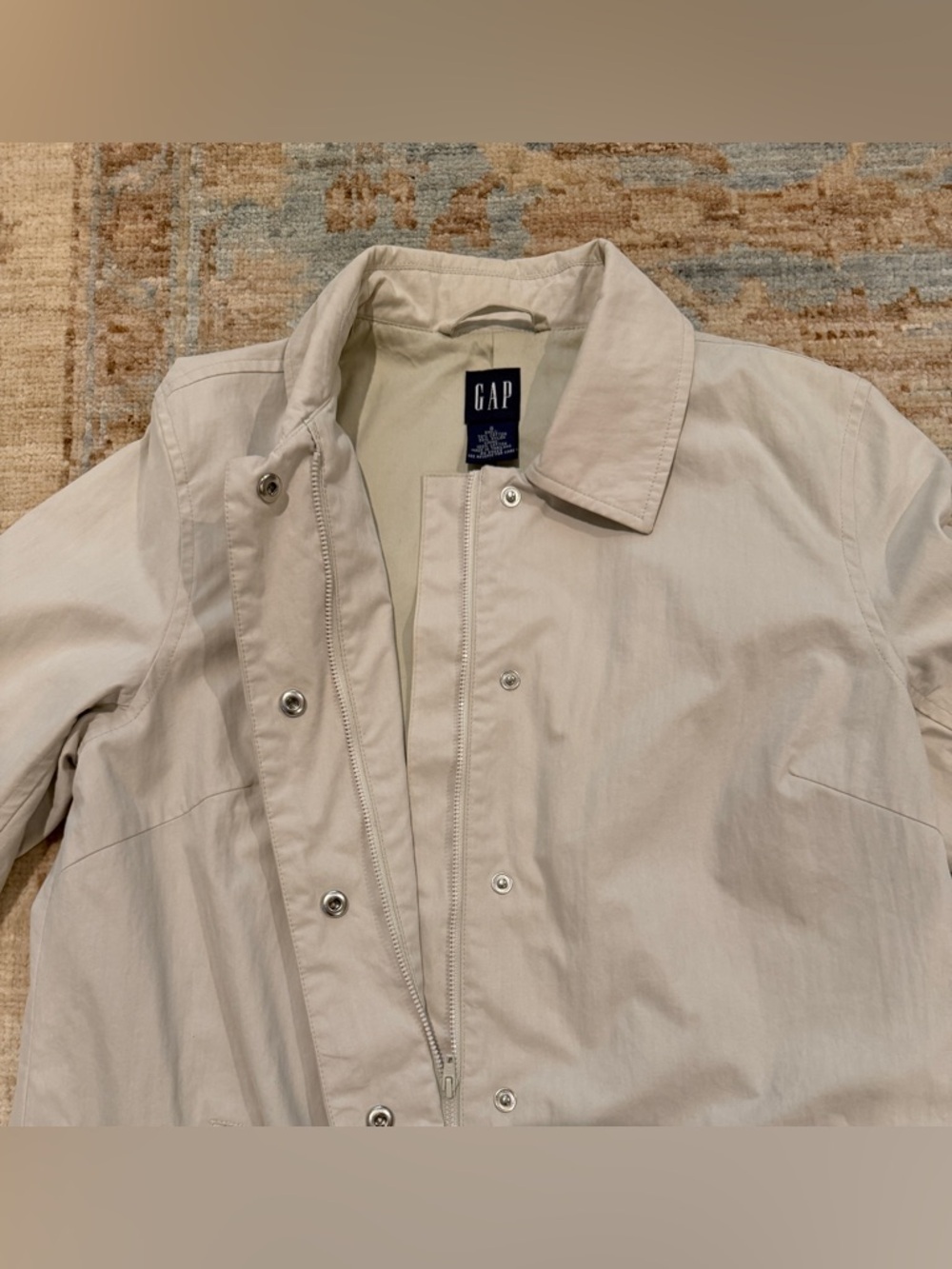 GAP Trench Coat - Picture 3 of 4